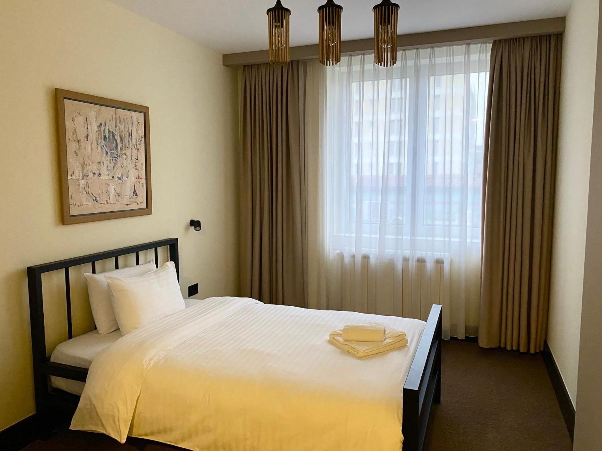 Hotel Sun Loznica Bagian luar foto